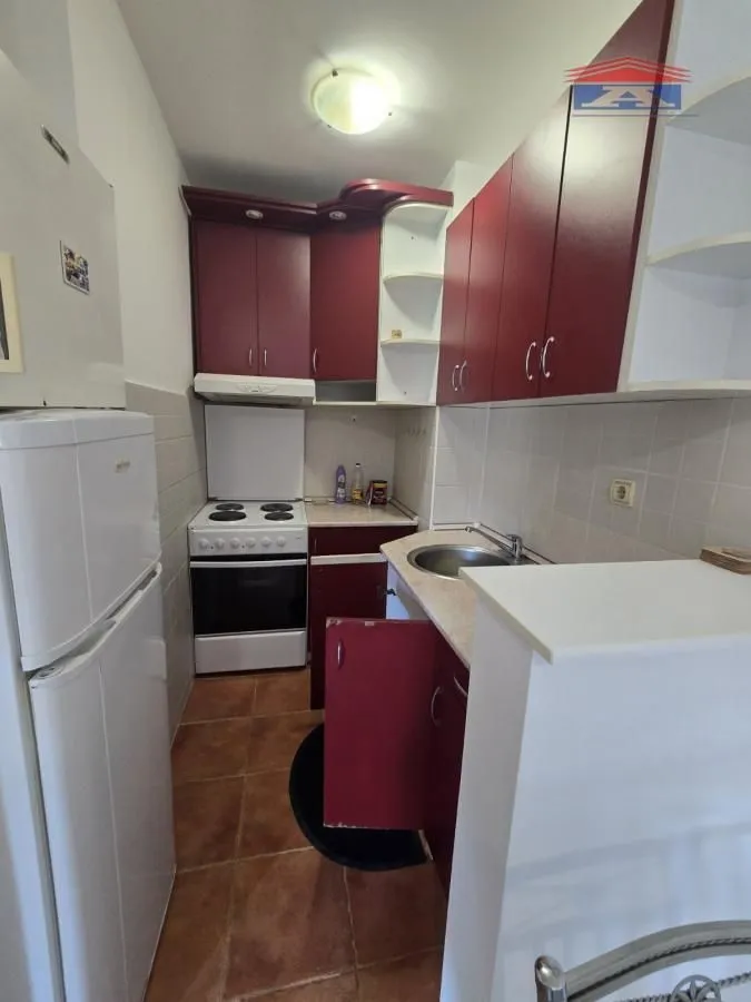 Izdavanje, jednosoban stan, 35m², Nova Detelinara, Novi Sad Sve Podlokacije