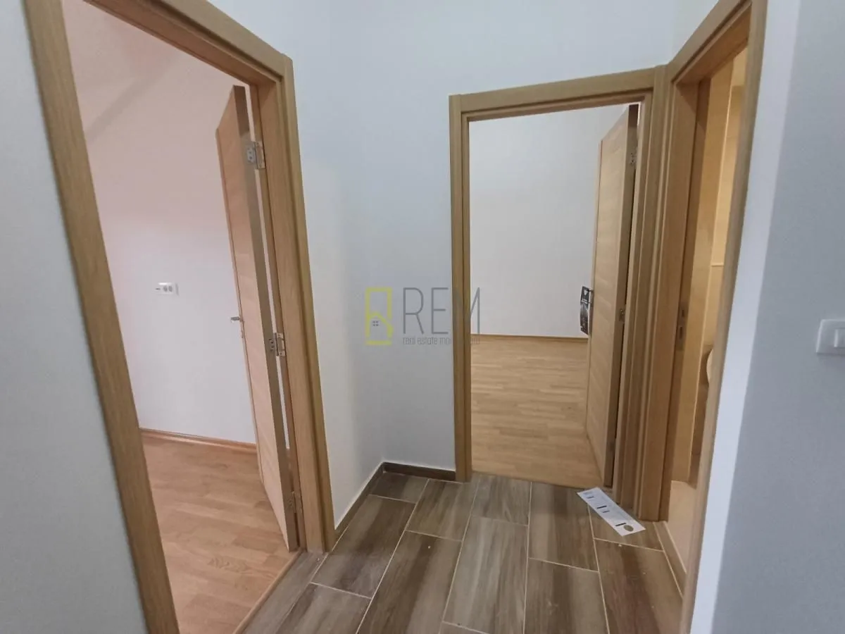 Prodaja, jednosoban stan, 52m², Stari Aerodrom, Podgorica