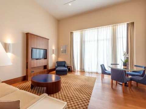 Prodaja, trosoban stan, 221m², Porto Montenegro, Tivat - image 2