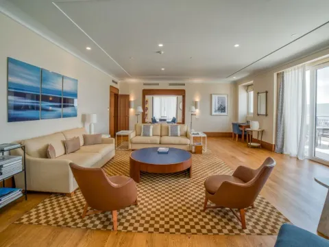 Sale, four bedroom apartment, 600m², Porto Montenegro, Tivat - image 17