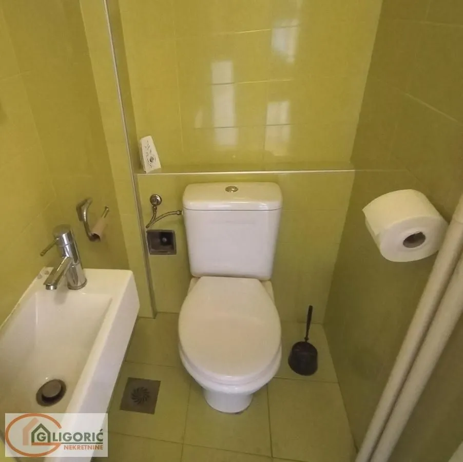 Sale, three bedroom apartment, 77m², Šumice, Beograd