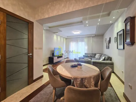 Izdavanje, dvosoban stan, 75m², Centar, Podgorica - image 3