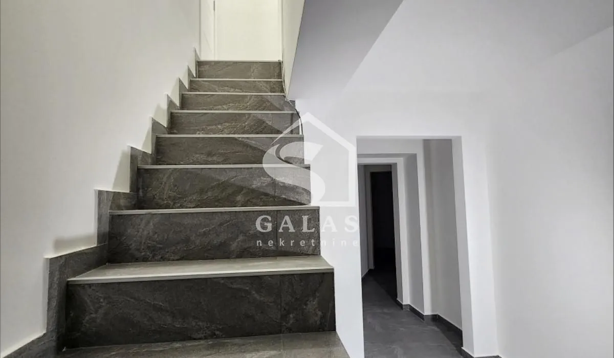 Sale, office space, 102m², Vračar Sve Podlokacije, Beograd