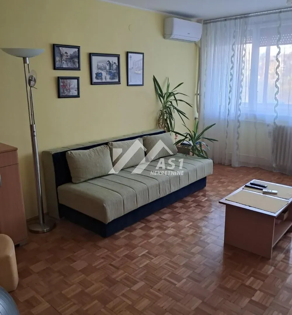 Izdavanje, dvosoban stan, 53m², Liman 2, Novi Sad Sve Podlokacije