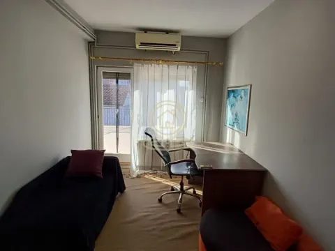 Rent, three bedroom apartment, 60m², Zvezdara Sve Podlokacije, Beograd - image 4