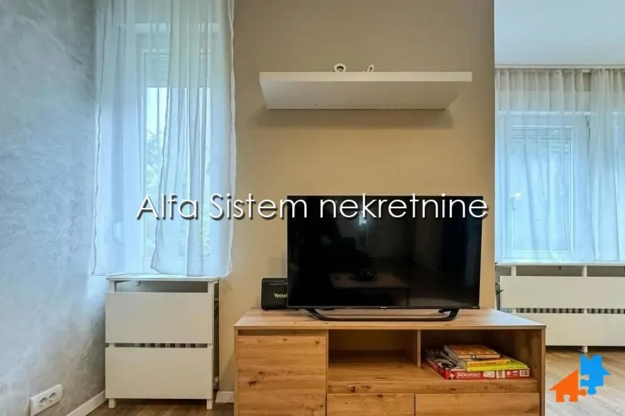 Rent, two bedroom apartment, 68m², Kalenić Pijaca, Vračar Sve Podlokacije