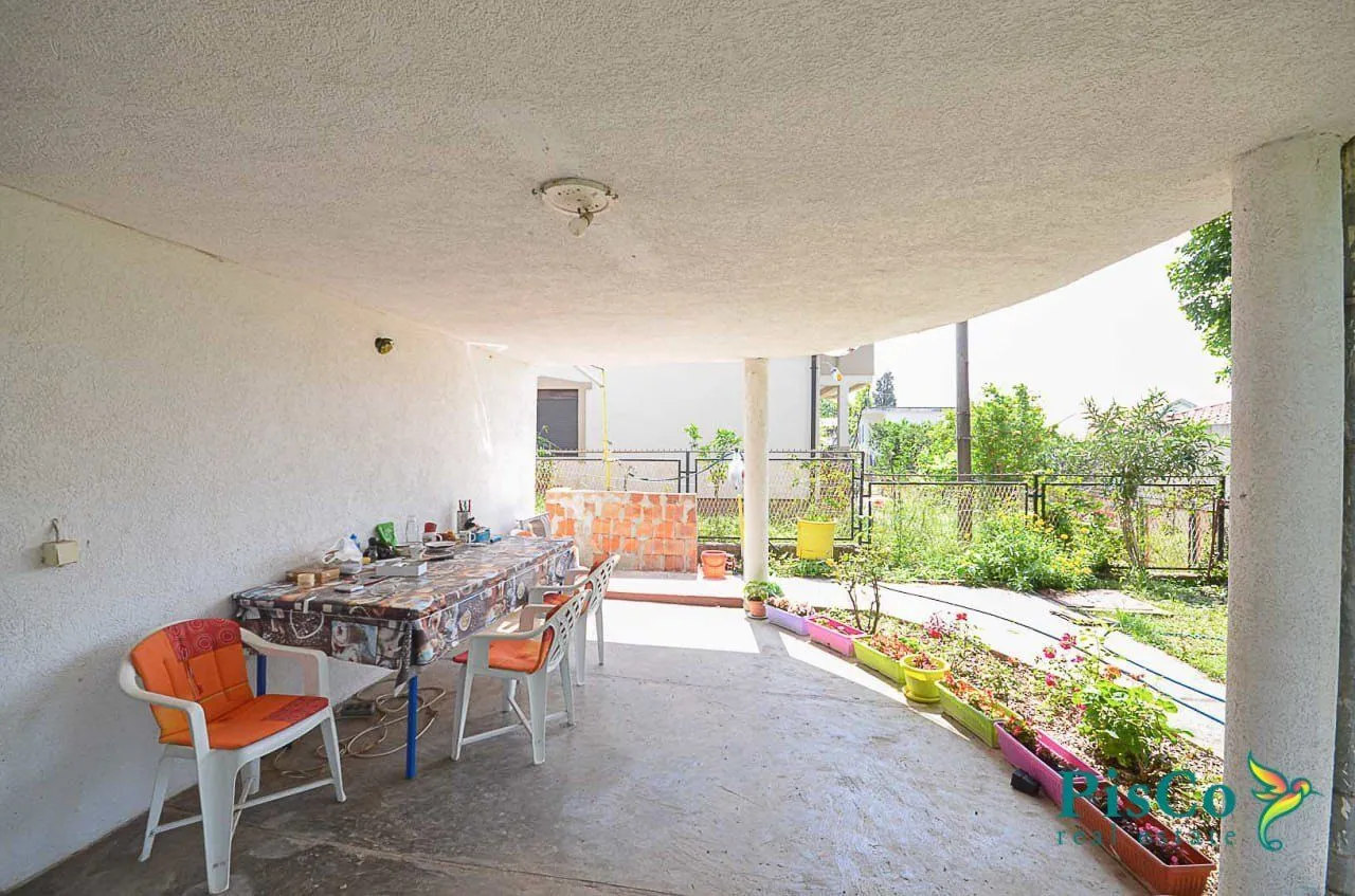 Prodaja, kuća, 180m², Bar, Crna Gora