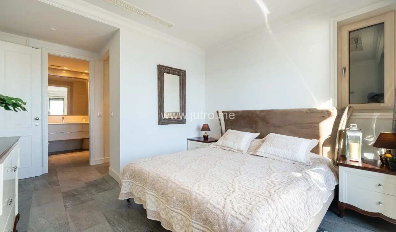 Prodaja, trosoban stan, 108m², Luštica Bay, Tivat