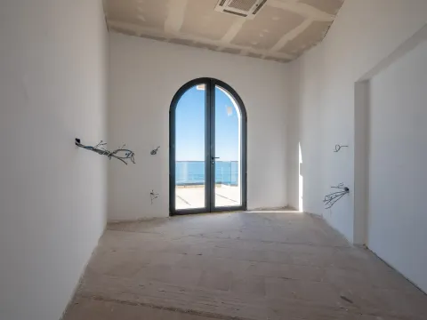 Sale, three bedroom apartment, 222m², Sveti Stefan, Budva - image 8