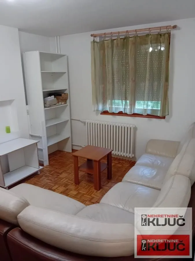 Izdavanje, dvosoban stan, 47m², Detelinara, Novi Sad Sve Podlokacije