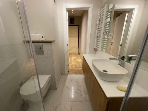 Izdavanje, trosoban stan, 67m², Palilula Sve Podlokacije, Beograd - image 12