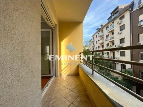 Rent, two bedroom apartment, 46m², Vračar Hram, Vračar Sve Podlokacije - image 8