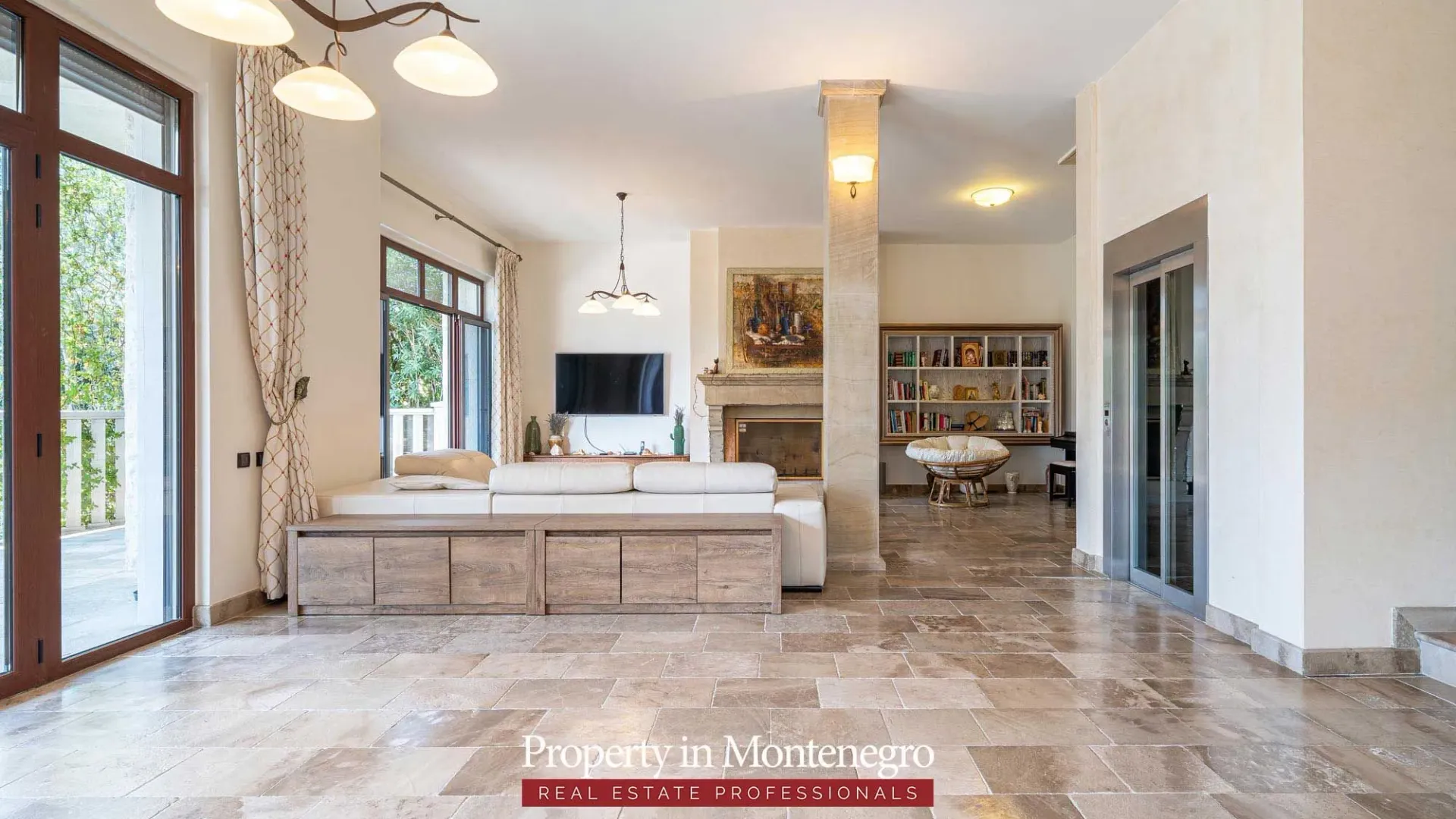 Sale, house, 971m², Petrovac, Budva