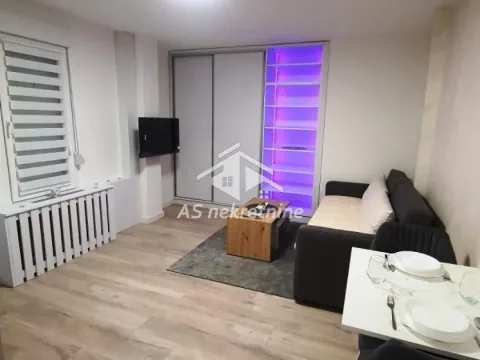 Rent, two bedroom apartment, 40m², Novi Beograd Sve Podlokacije, Beograd - image 2