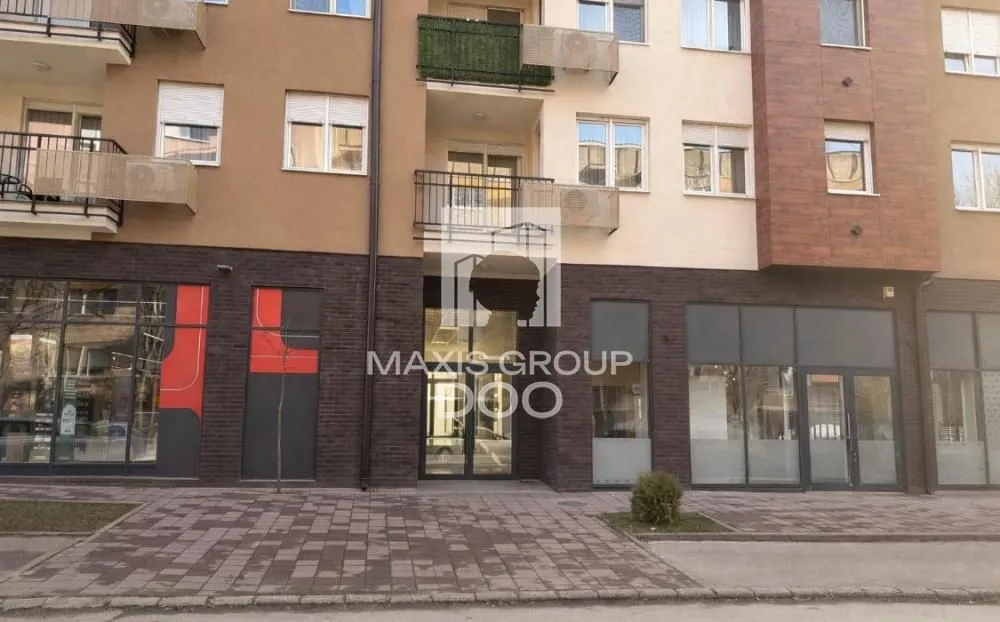 Prodaja, dvosoban stan, 64m², Centar, Subotica