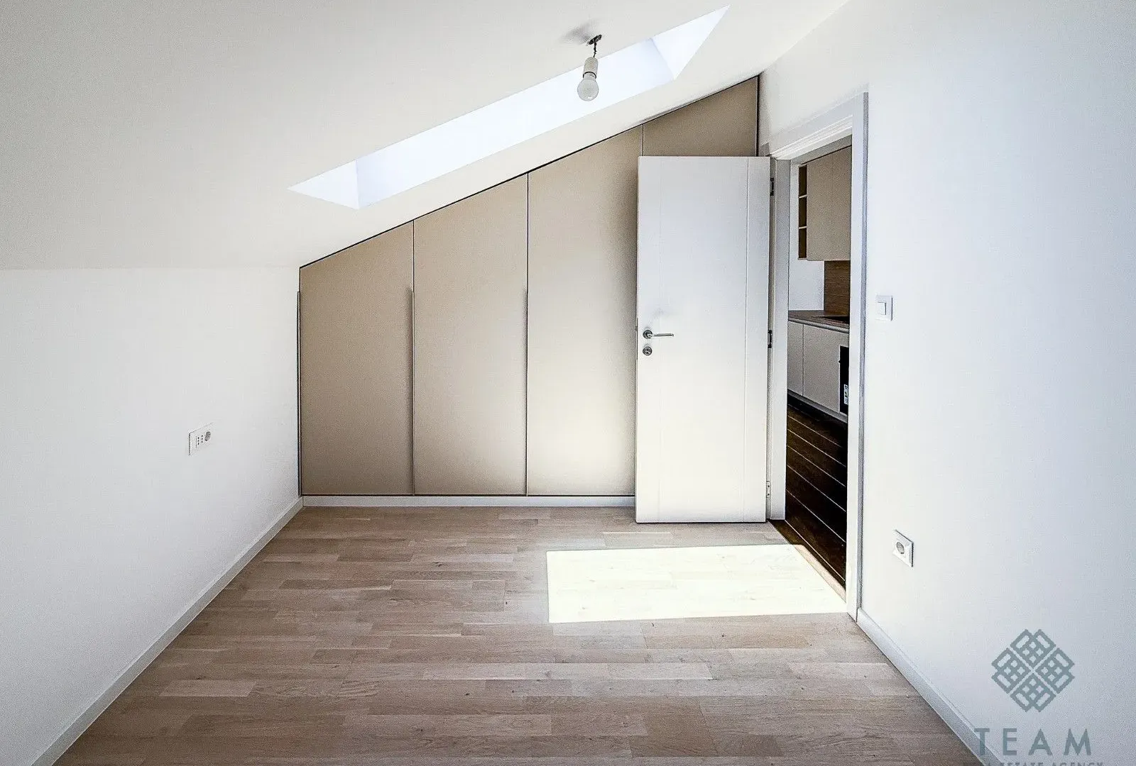 Prodaja, jednosoban stan, 52m², Tološi, Podgorica