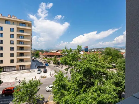 Izdavanje, dvosoban stan, 70m², Podgorica, Crna Gora - image 12