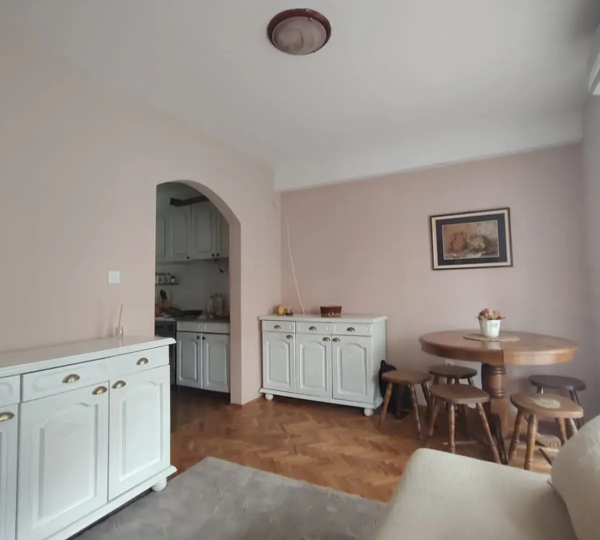 Izdavanje, jednosoban stan, 44m², Budva, Crna Gora