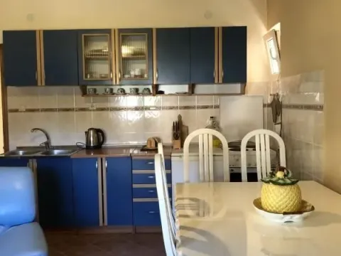 Izdavanje, jednosoban stan, 55m², Šušanj, Bar - image 3