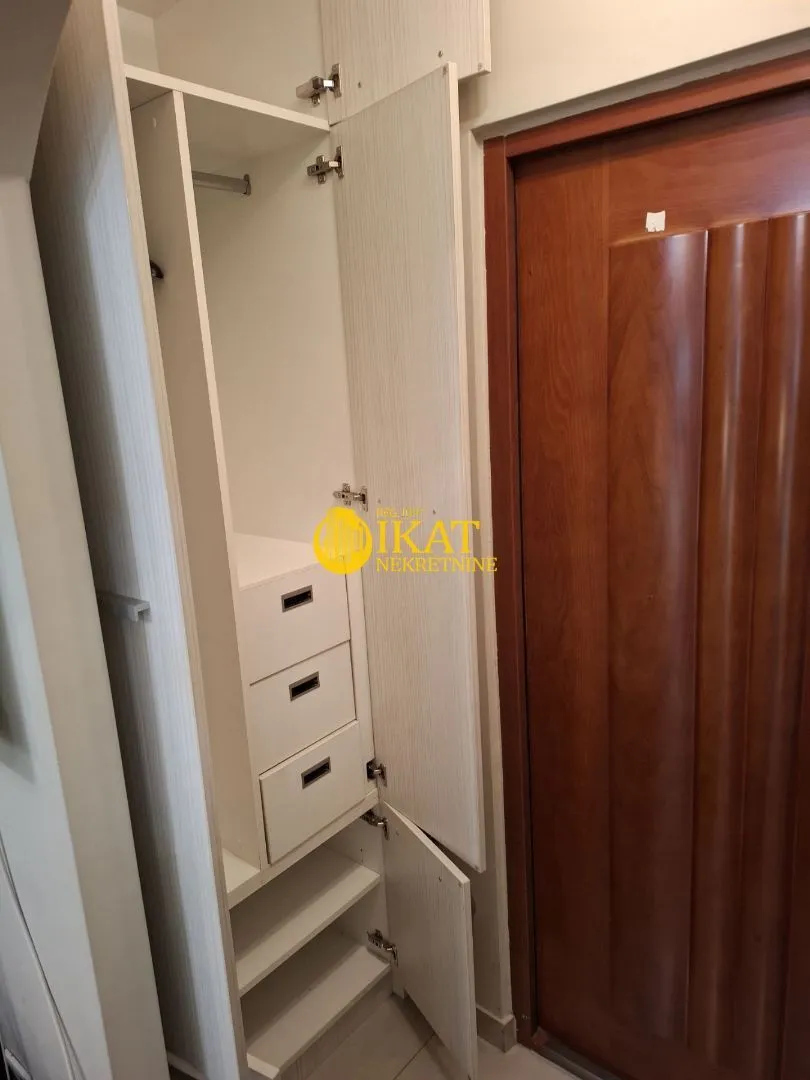 Izdavanje, stan, 17m², Stari Grad, Beograd
