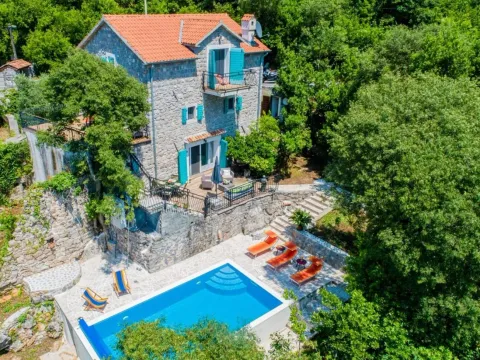 Sale, house, 150m², Milovići, Tivat - image 1