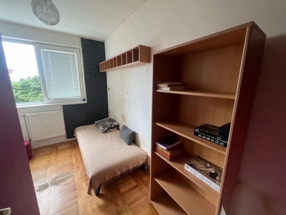 Sale, three bedroom apartment, 82m², Brace Jerković, Voždovac Sve Podlokacije