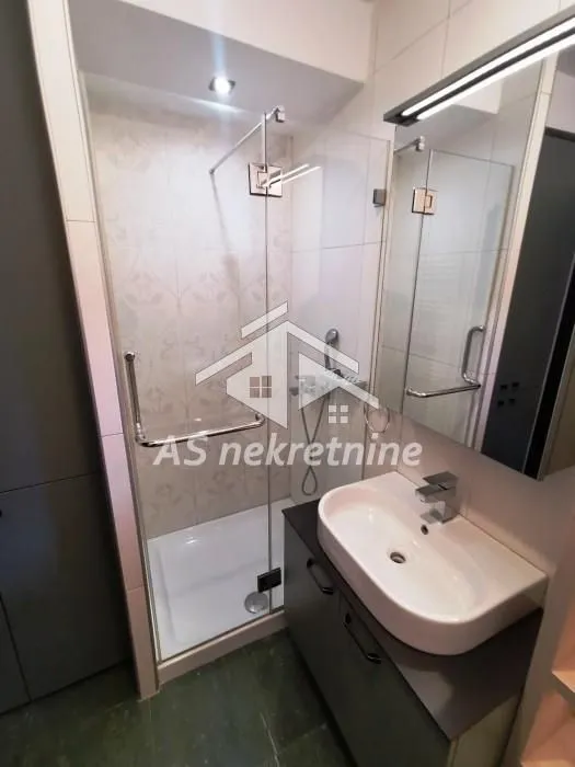 Rent, three bedroom apartment, 67m², Bulbulder, Zvezdara Sve Podlokacije