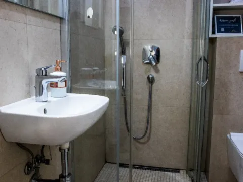 Izdavanje, jednosoban stan, 45m², Stara Varoš, Podgorica - image 12