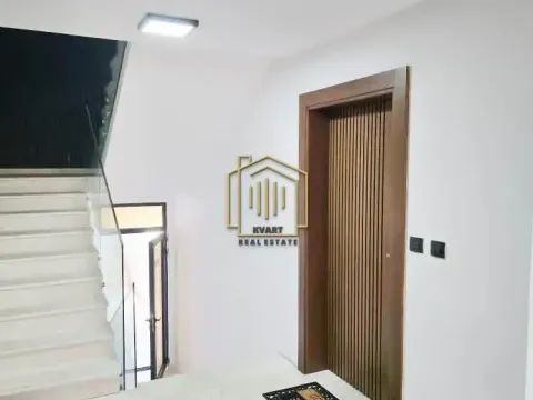 Rent, two bedroom apartment, 100m², Dalmatinska ulica, Podgorica - image 4