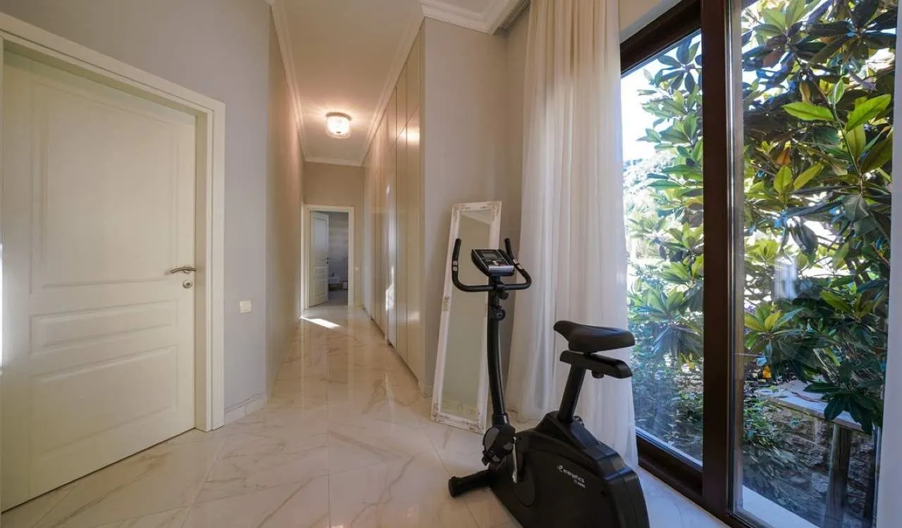 Sale, house, 290m², Tivat, Crna Gora