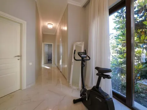 Prodaja, kuća, 290m², Tivat, Crna Gora - image 11