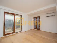 Izdavanje, četvorosoban stan, 150m², Centar, Podgorica - image 6