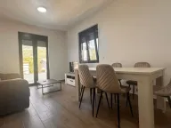 Izdavanje, kuća, 238m², Dobre Vode, Bar - image 7