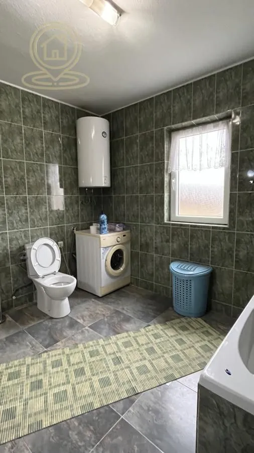 Prodaja, kuća, 240m², Kraljevo, Srbija