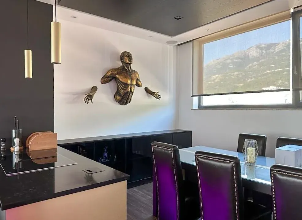 Sale, apartment, 290m², Bečići, Budva