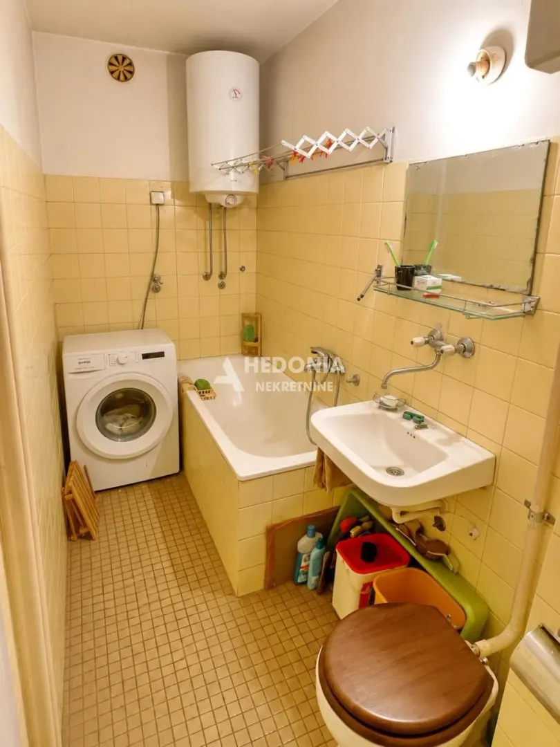 Prodaja, dvosoban stan, 49m², Hala Pionir, Palilula Sve Podlokacije
