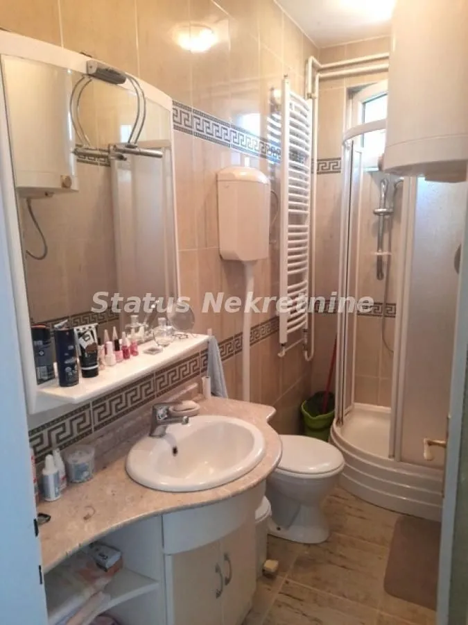 Prodaja, kuća, 274m², Temerin, Novi Sad
