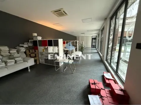 Poslovni prostor in Stari Grad