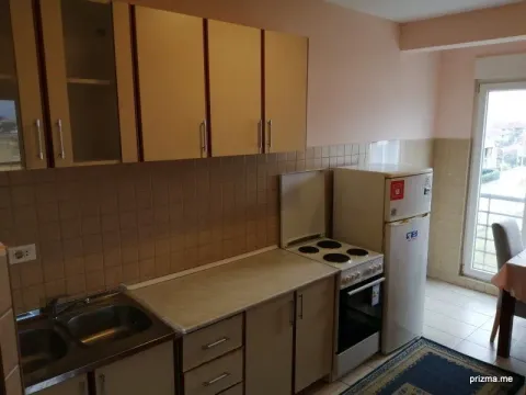 Prodaja, jednosoban stan, 48m², Stari Aerodrom, Podgorica - image 5