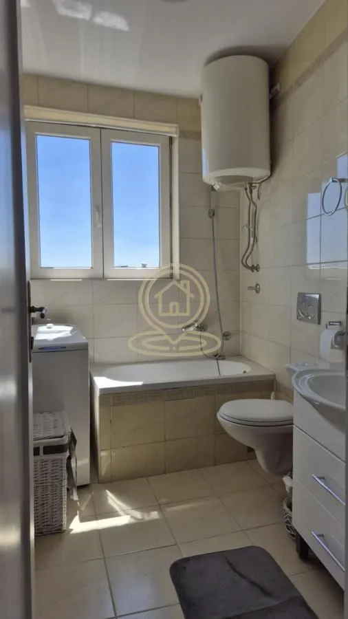 Rent, two bedroom apartment, 43m², Topličin venac, Beograd