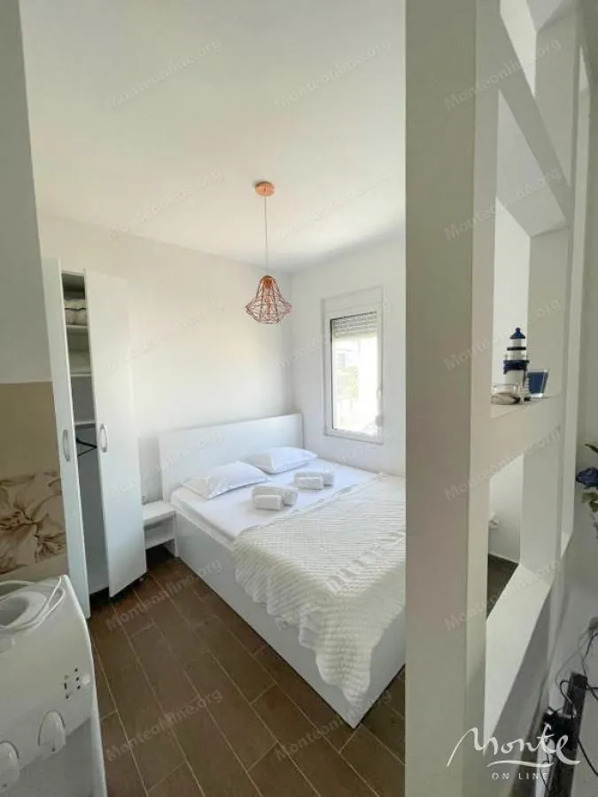 Sale, office space, 400m², Utjeha, Bar