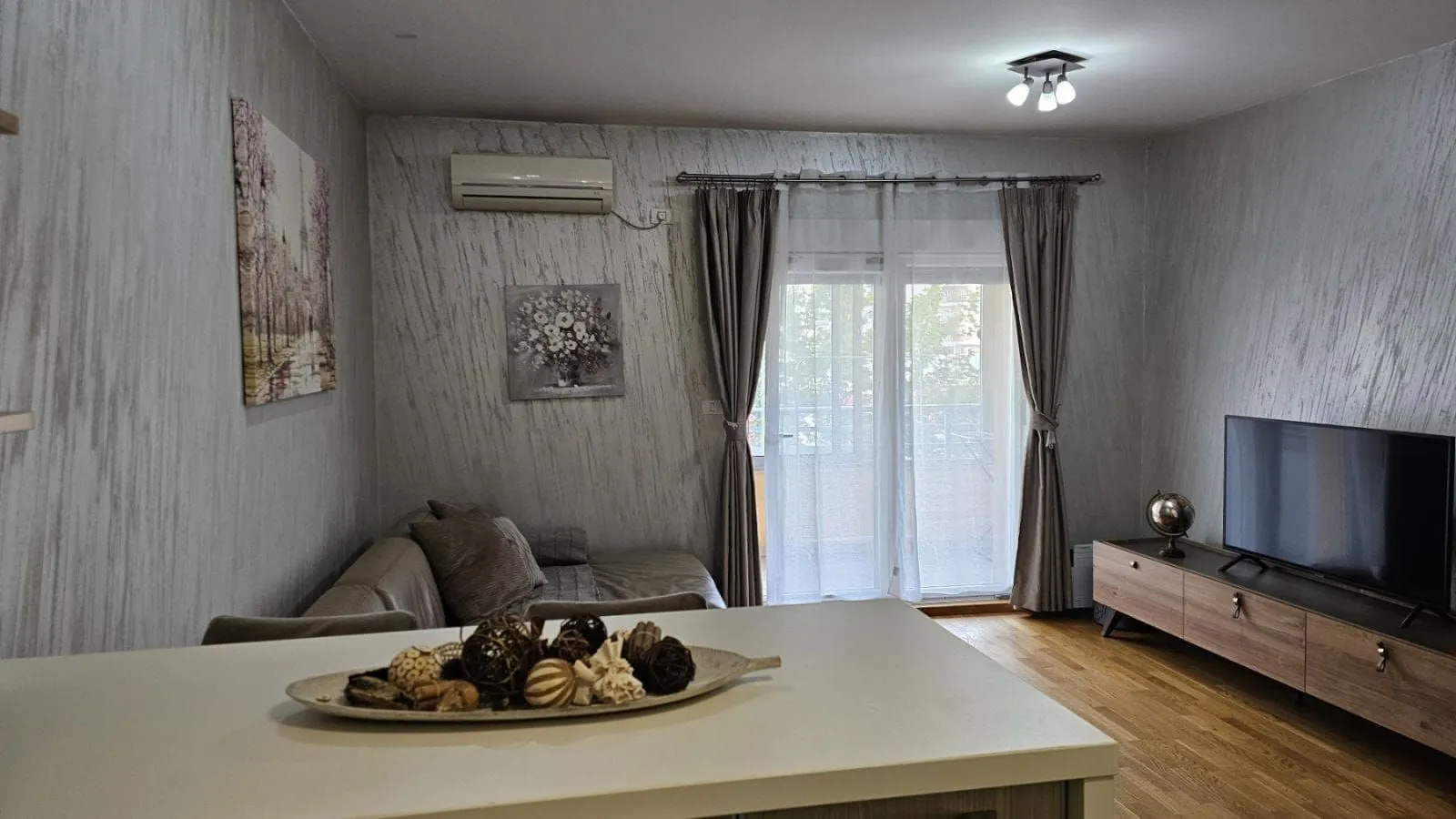Rent, one bedroom apartment, 51m², City Kvart, Podgorica