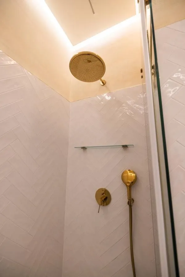 Izdavanje, stan, 131m², Sremska Kamenica, Petrovaradin