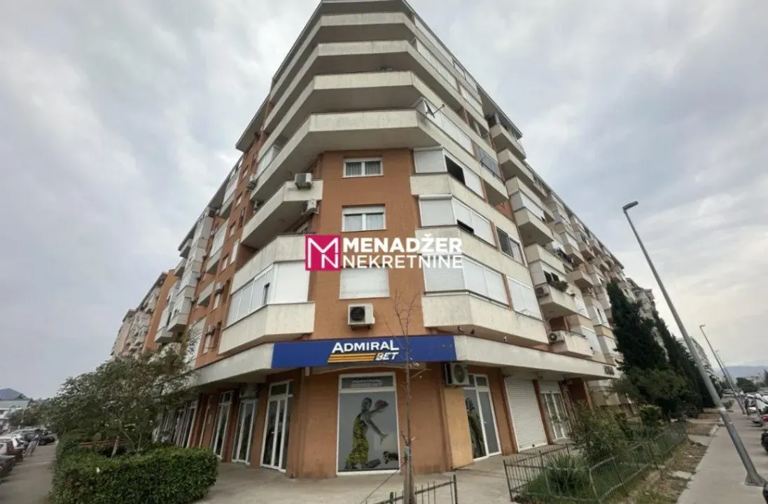 Prodaja, jednosoban stan, 48m², Stari Aerodrom, Podgorica