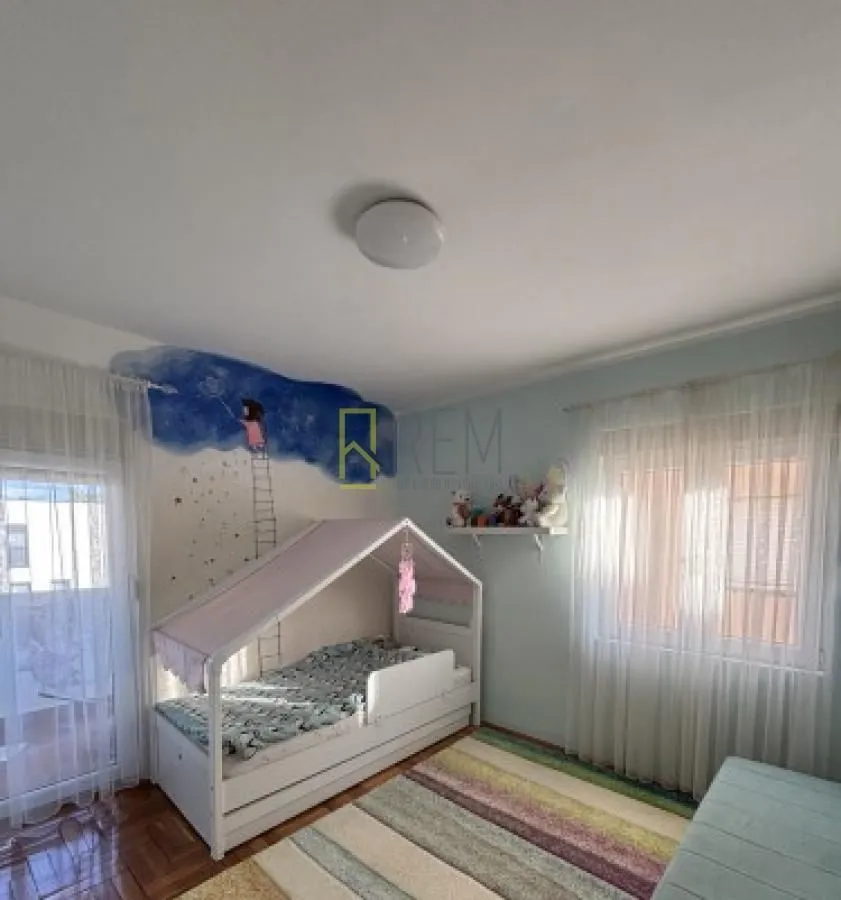 Prodaja, dvosoban stan, 61m², Tološi, Podgorica