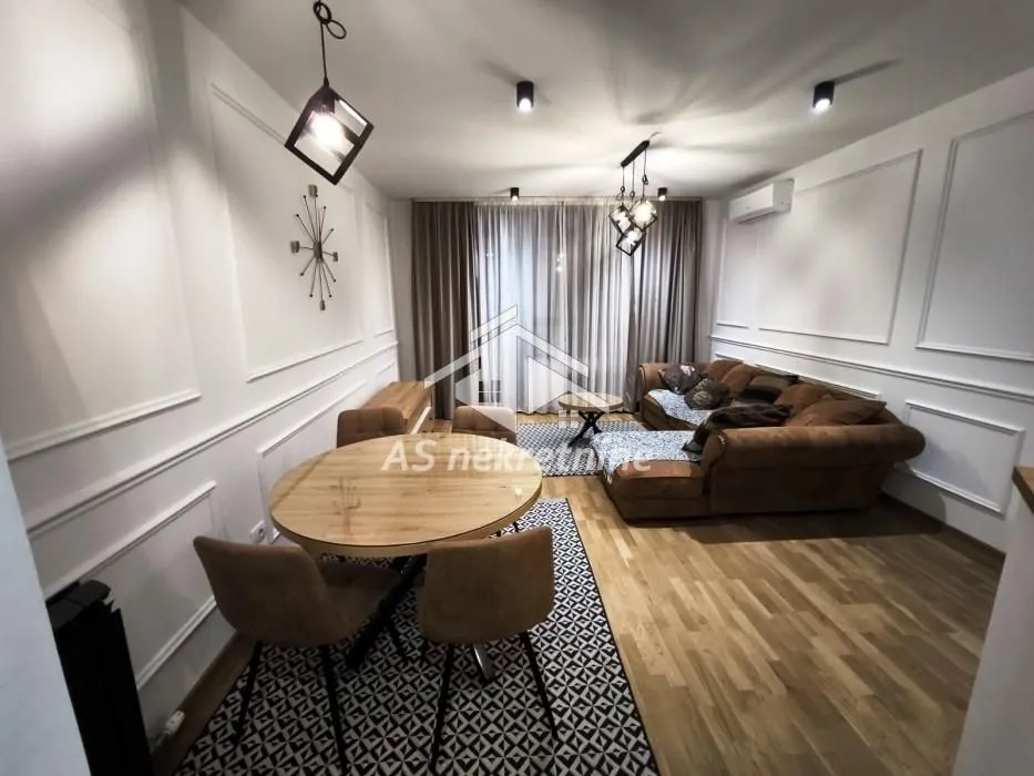 Rent, three bedroom apartment, 60m², Južni Bulevar, Vračar Sve Podlokacije