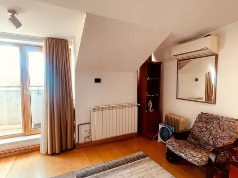 Sale, four bedroom apartment, 137m², Vračar Hram, Vračar Sve Podlokacije - image 15