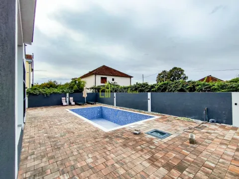 Prodaja, kuća, 150m², Donja Gorica, Podgorica - image 2