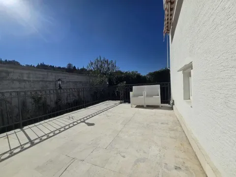 Rent, house, 390m², Zagorič, Podgorica - image 13