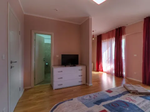 Sale, three bedroom apartment, 149m², Budva, Crna Gora - image 12